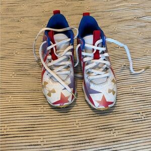 Big kids Under Armour Cleats size size 1.5Y